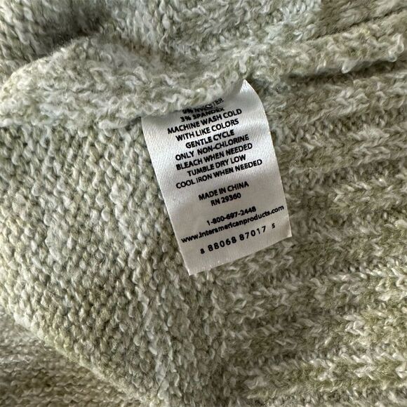 Women's Green Knit Pullover Sweater Long Sleeve Relaxed Fit Size L - NWT - Picture 5 of 9